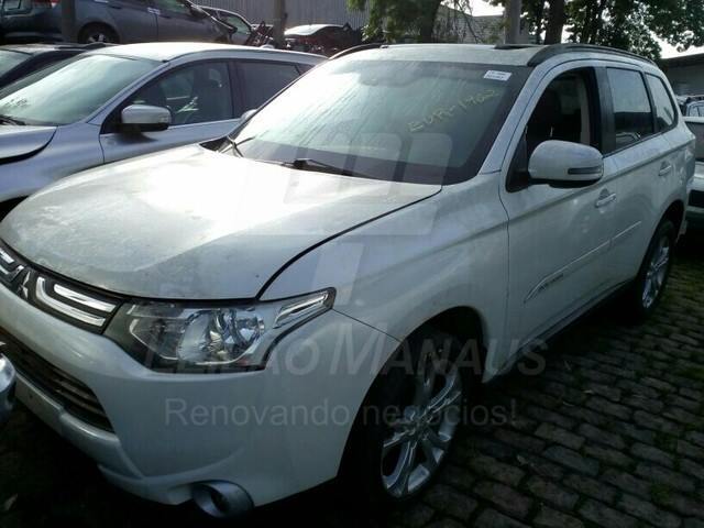 LOTE 029 - Mitsubishi Outlander GT 4WD 3.0 V6 2015