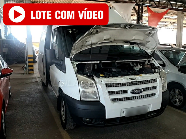 LOTE 009 - Ford Transit 350L TA Furgão 2013