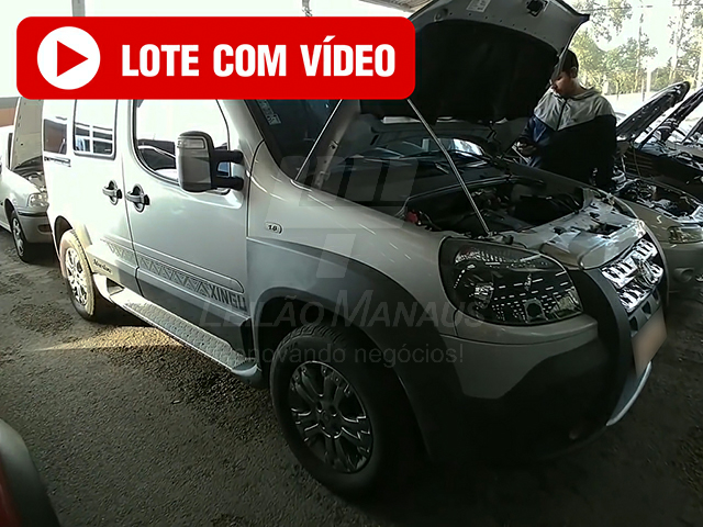 LOTE 018 - Fiat Doblò Adventure Xingu 1.8 16V (Flex) 2013