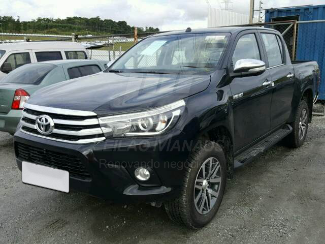 LOTE 036 - TOYOTA HILUX CD SRX 2.8 D-4D 2017