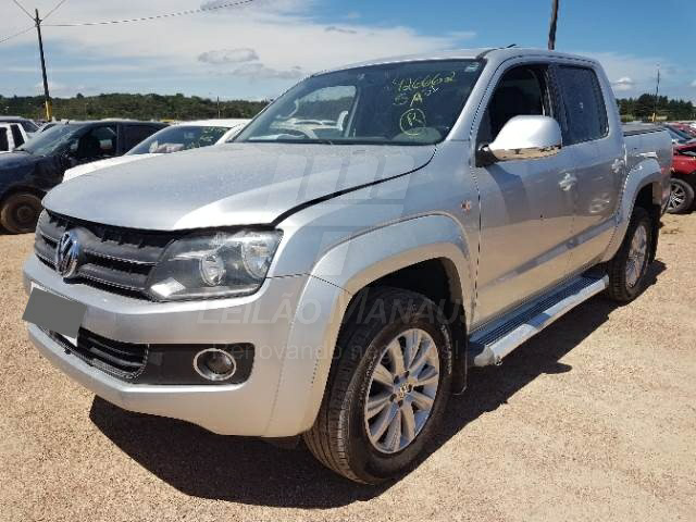 LOTE 038 - VOLKSWAGEN AMAROK HIGHLINE 4MOTION 2012