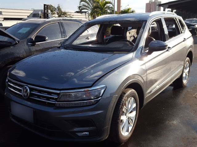 LOTE 043 Volkswagen Tiguan Allspace Comfortline 1.4 