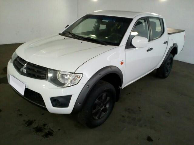 LOTE 062 Mitsubishi L200 Triton 3.2 DI-D XB