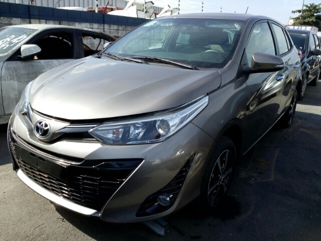 LOTE 092 TOYOTA YARIS  1.5 XLS CVT