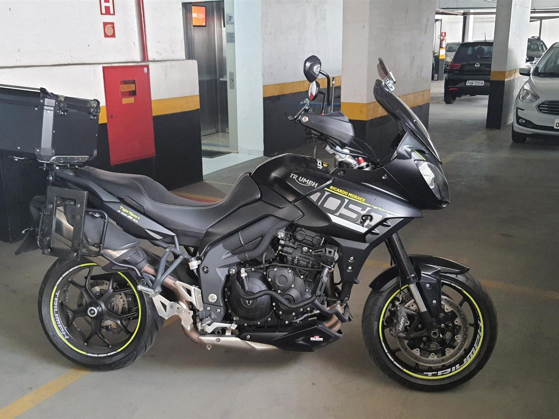Lote 022 - TRIUMPH TIGER SPORT ABS