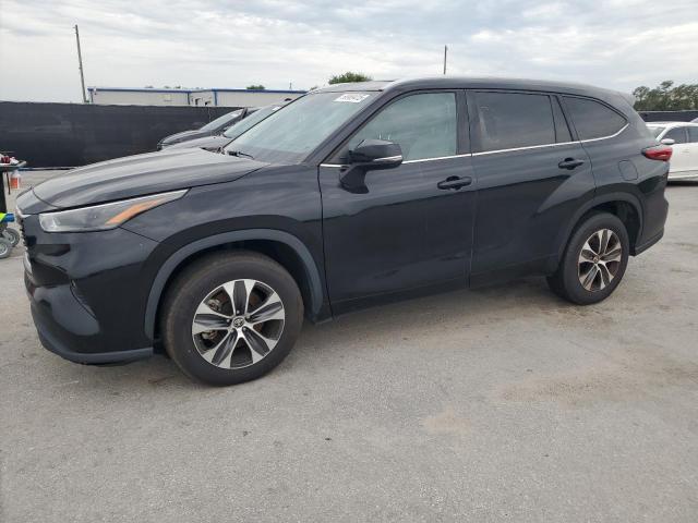 LOTE 009 TOYOTA HIGHLANDER XLE