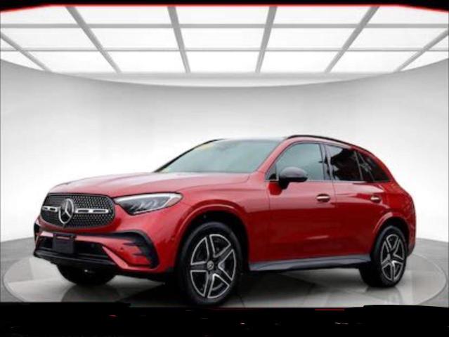 LOTE 022 MERCEDES-BENZ GLC 300 4MATIC