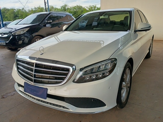 LOTE 027 MERCEDES-BENZ C180