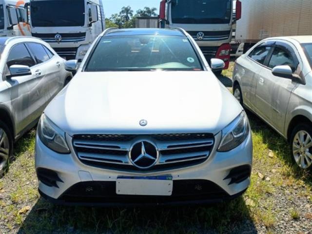 LOTE 045 MERCEDES-BENZ GLC2504 MATIC