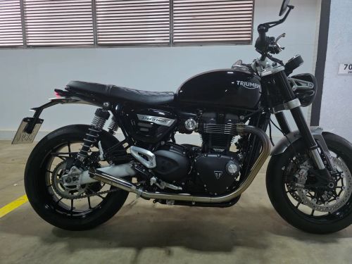 LOTE 029 TRIUMPH SPEED TWIN