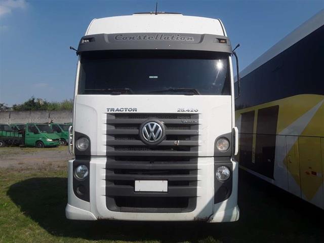 LOTE 013 25.420 CTC 6X2 2018/2019