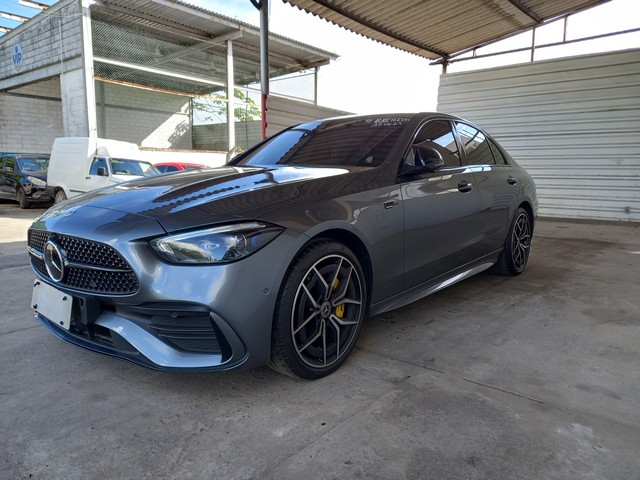 LOTE 085 MERCEDES-BENZ C300 AMG LINE 