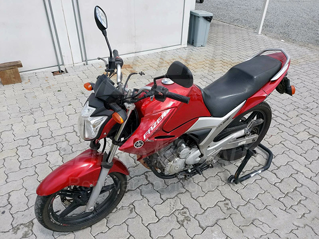 Lote 003 - YAMAHA FAZER YS 250 2011