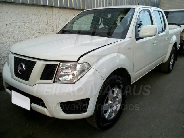 LOTE 024 - NISSAN Frontier 2.5 TD CD SV Attack 4x2 2014